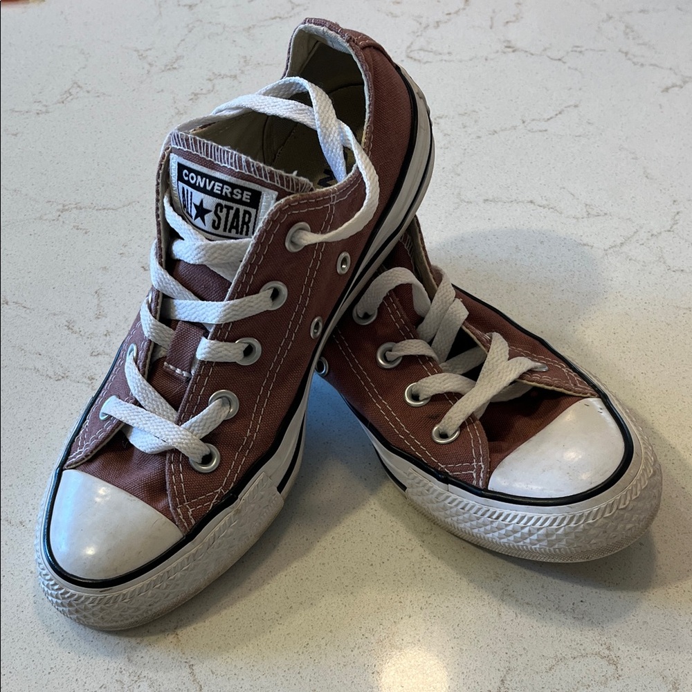Women's Chuck Taylor All Star Ox Casual Sneakers